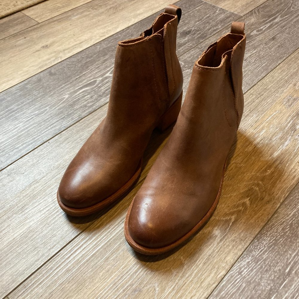 Kork-Ease Mindo Leather Boot, size 6 - NEW